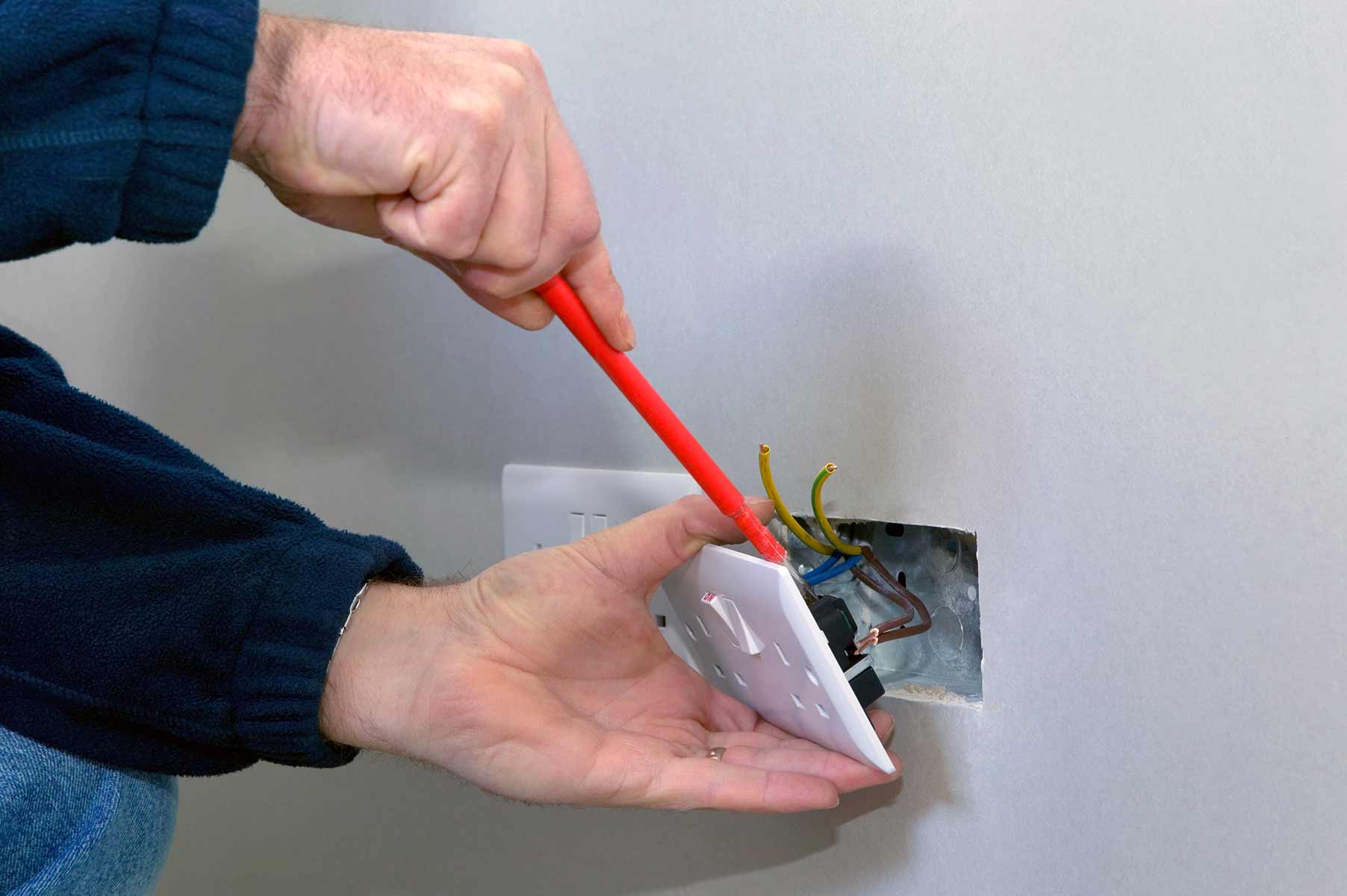 Our electricians can install plug sockets for domestic and commercial proeprties in Longton and the local area. 